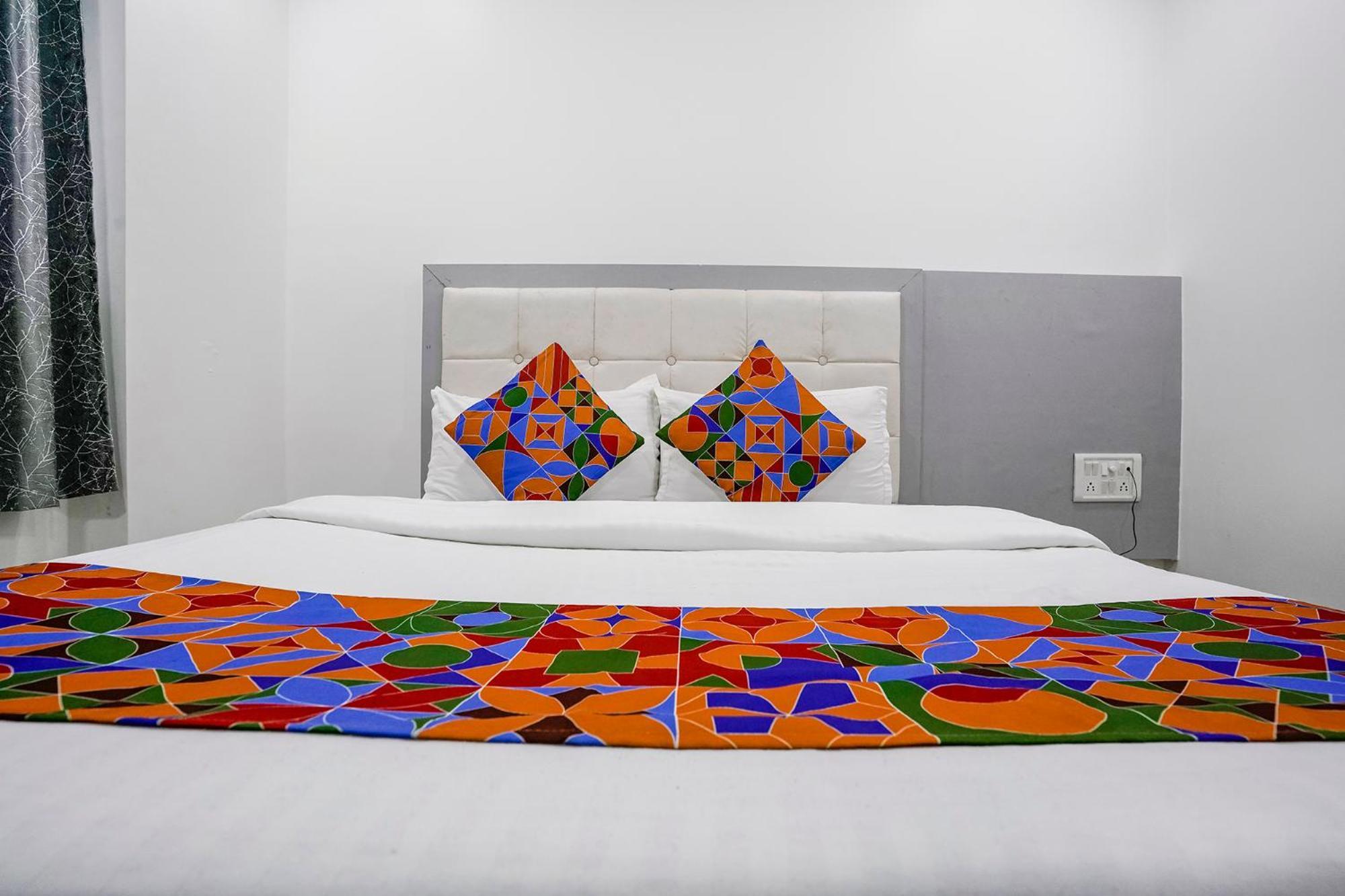 Fabexpress Park Residency - Nr Mumbai International Airport Hotel Eksteriør billede