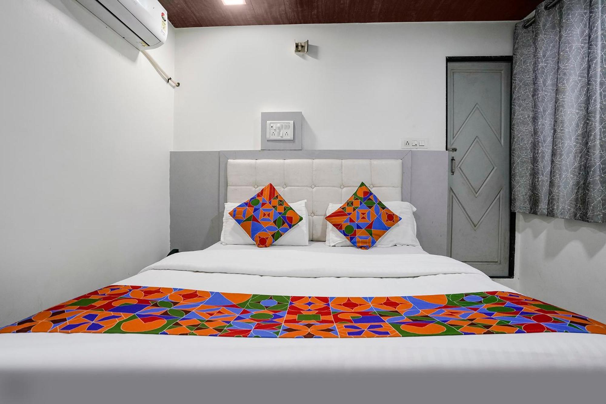Fabexpress Park Residency - Nr Mumbai International Airport Hotel Eksteriør billede